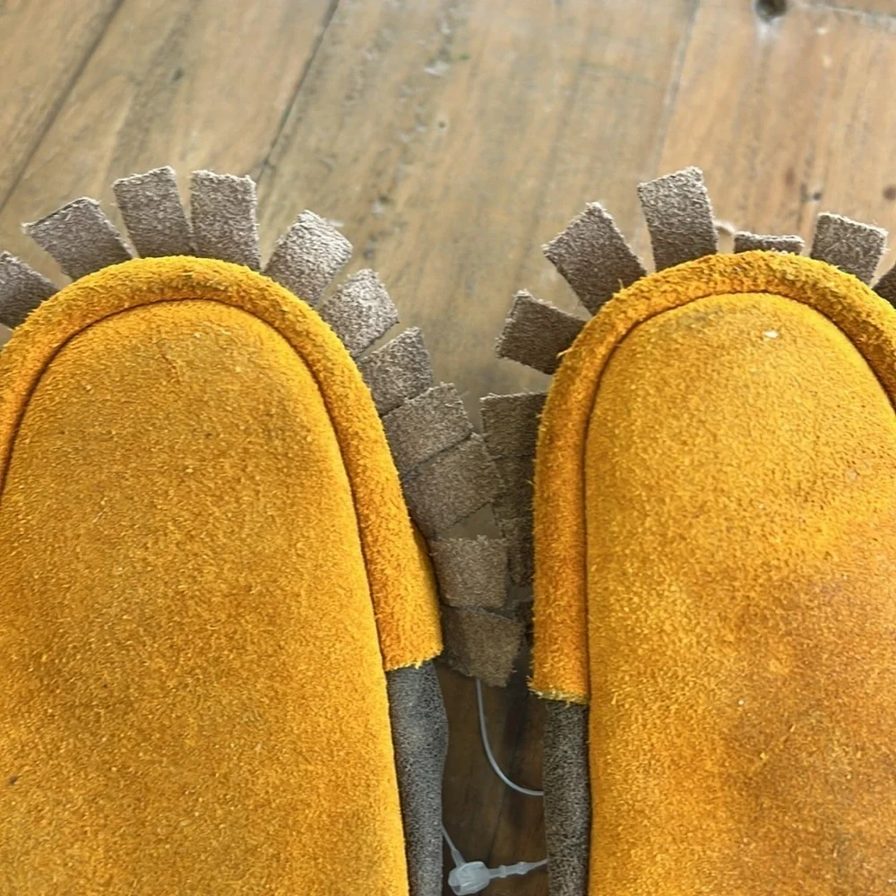 Boutique leather camo moccasins